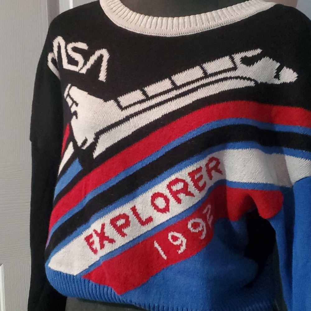 Vintage style 80s nasal sweater